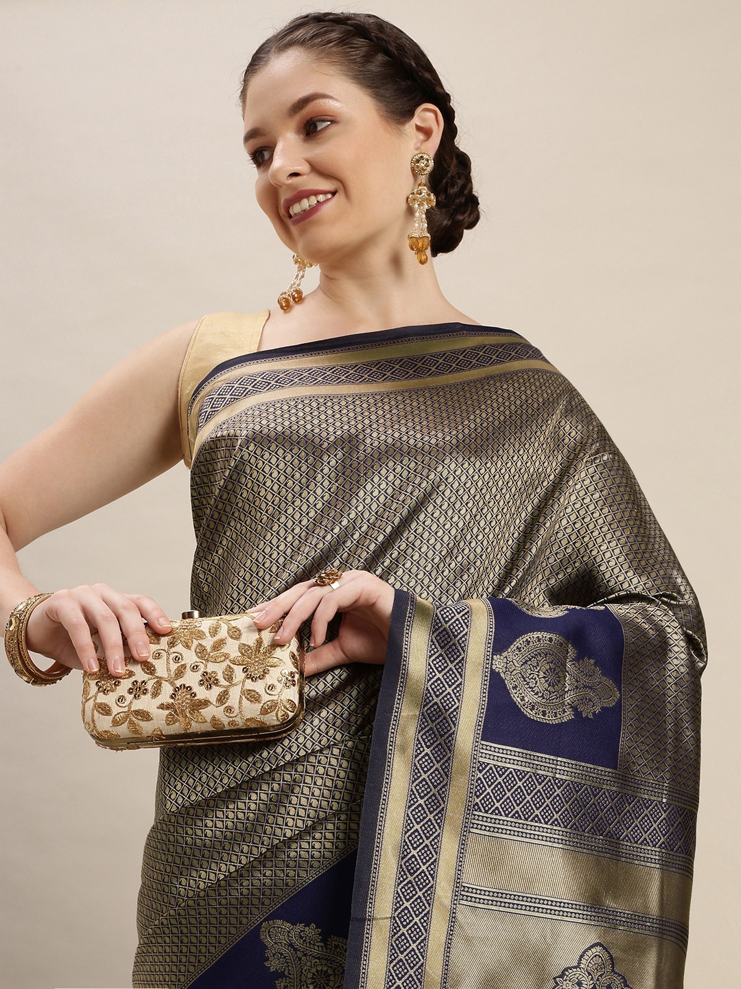 

Rudra Fashion Navy Blue & Gold-Toned Ethnic Motifs Silk Blend Banarasi Saree