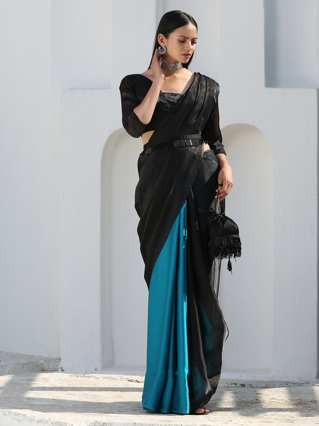 

Swtantra Women Black Shopper Potli with Fringed