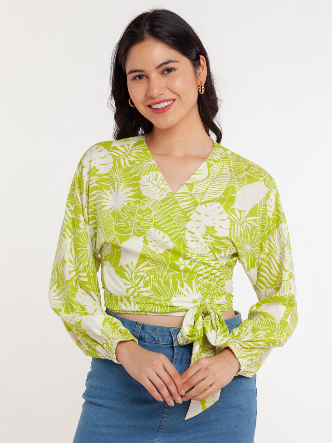 

Zink London Green & White Floral Print Wrap Crop Top