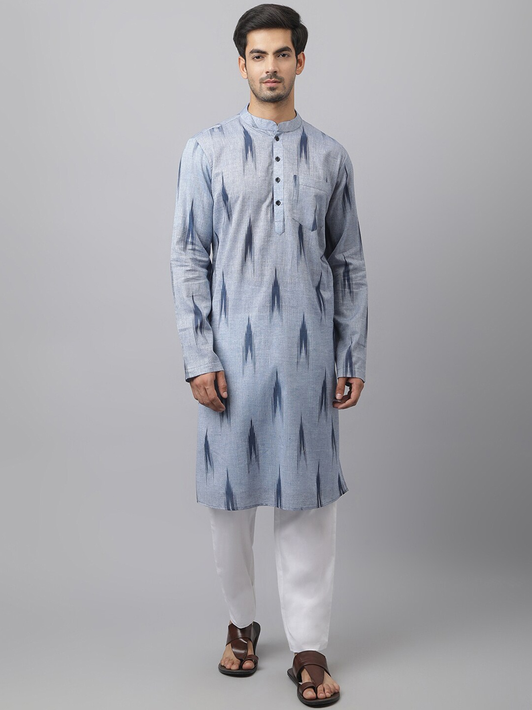 

Waahiba Men Grey Pure Cotton Kurta with Pyjamas