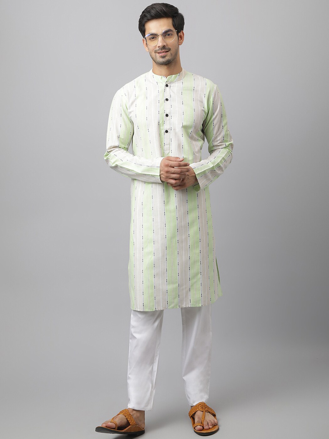 

Waahiba Men Green Straight Printed Kurta