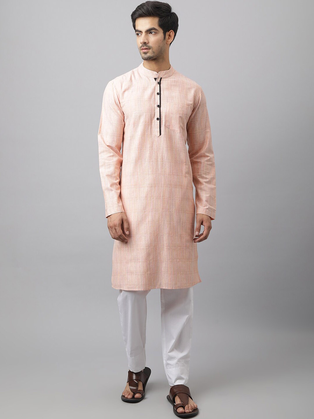 

Waahiba Men Peach-Coloured Thread Work Kurta