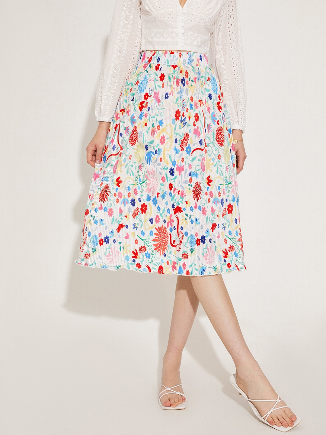 

URBANIC Women White & Red Printed A-Line Skirt