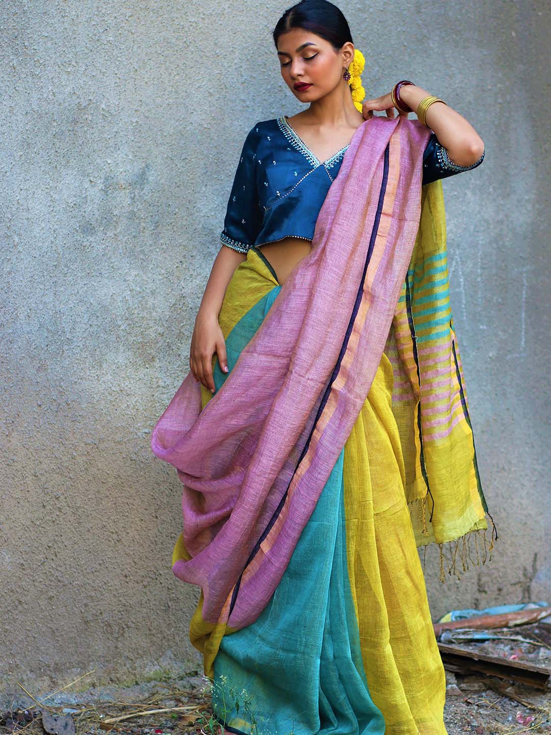 

Chidiyaa Blue & Yellow Pure Linen Saree