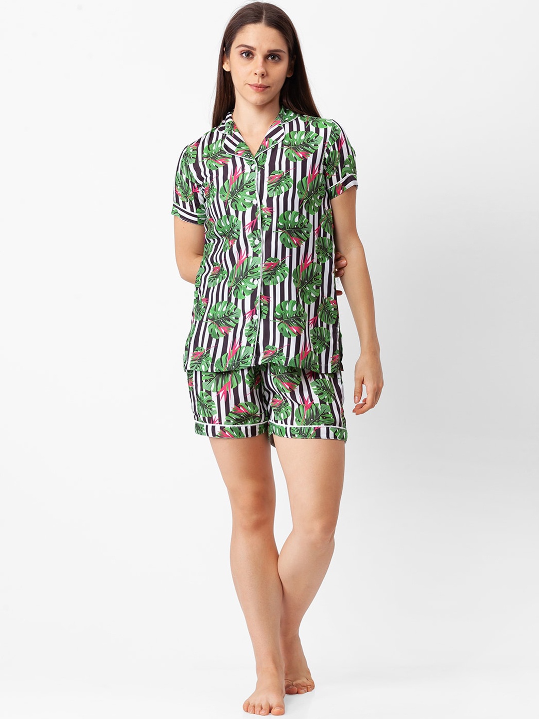 

NOIRA Women Black & Green Printed Night suit