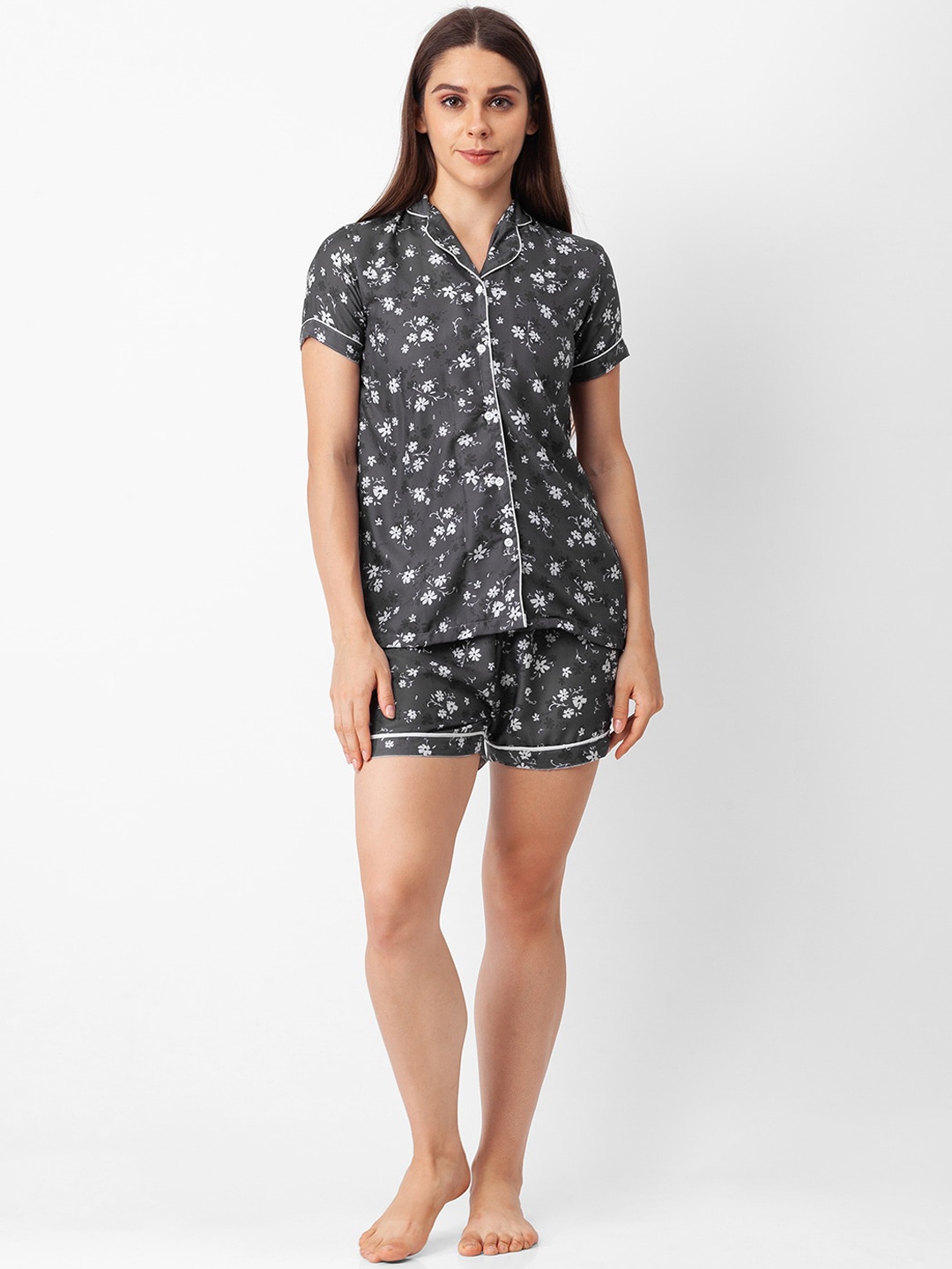 

NOIRA Women Grey & White Printed Night suit
