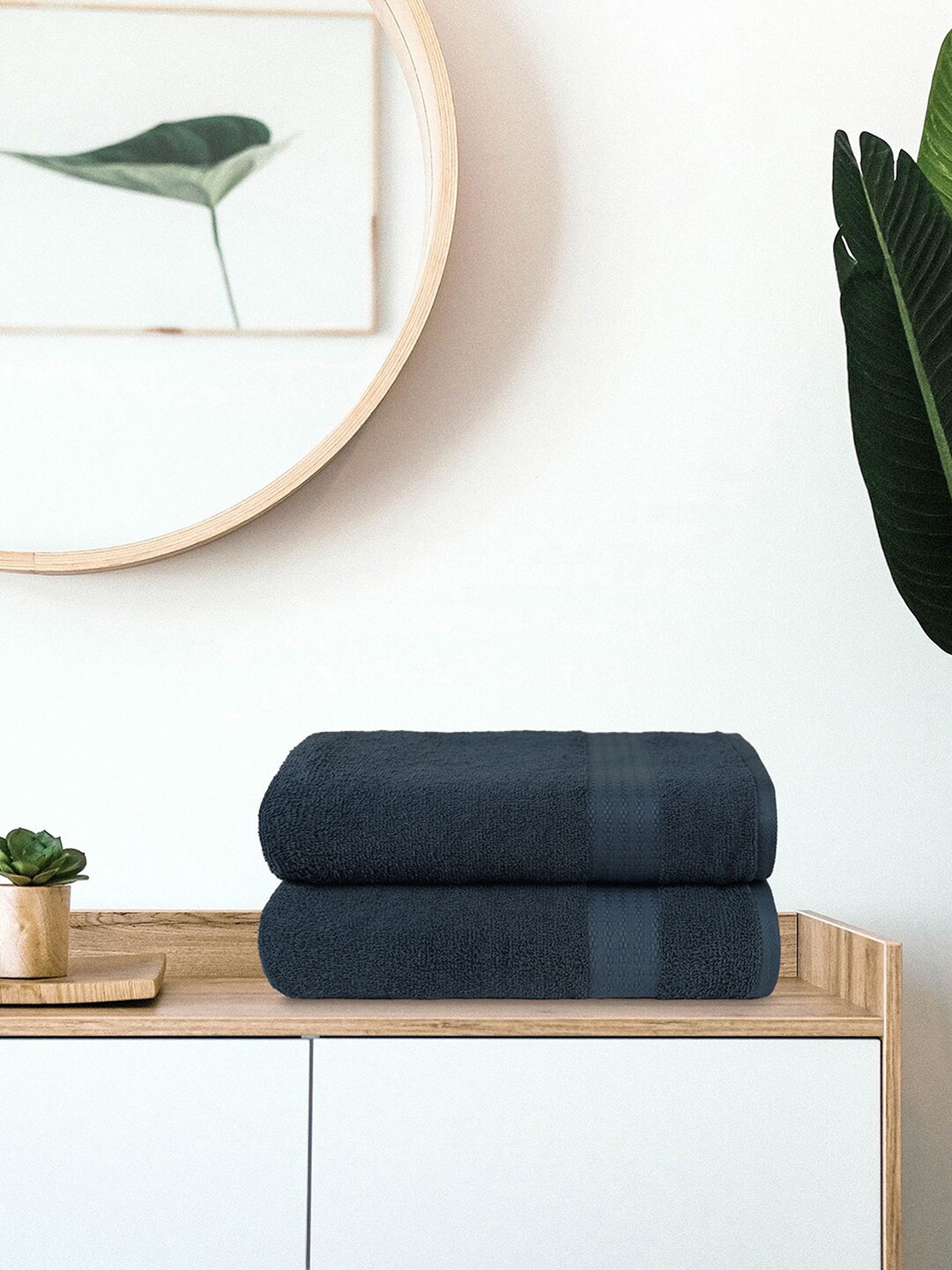 

Trident Set Of 2 Navy Blue Solid 400 GSM Cotton Bath Towels