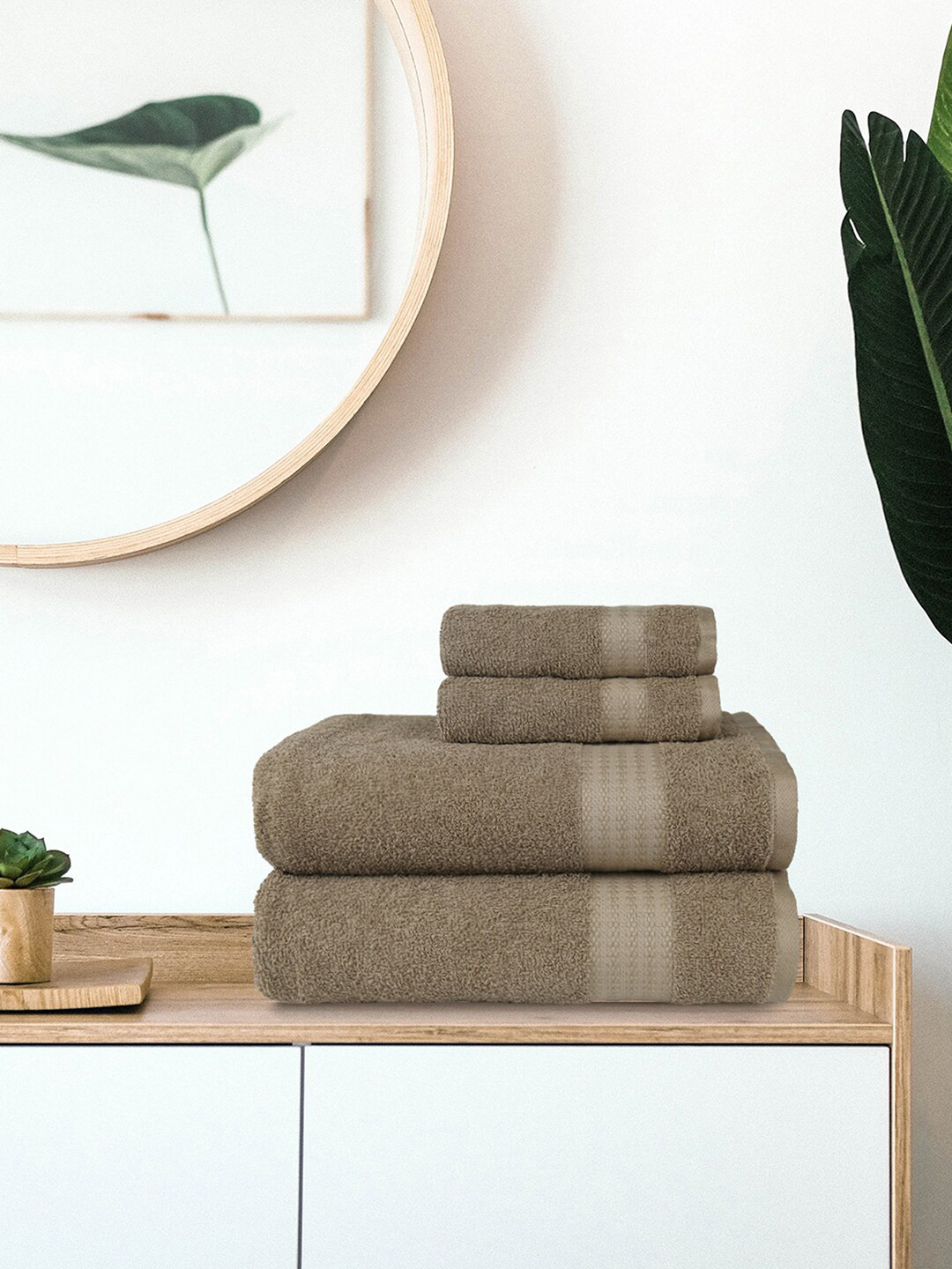 

MYTRIDENT Set Of 4 Brown Solid 400 GSM Soft Plush Pure Cotton Towel Set