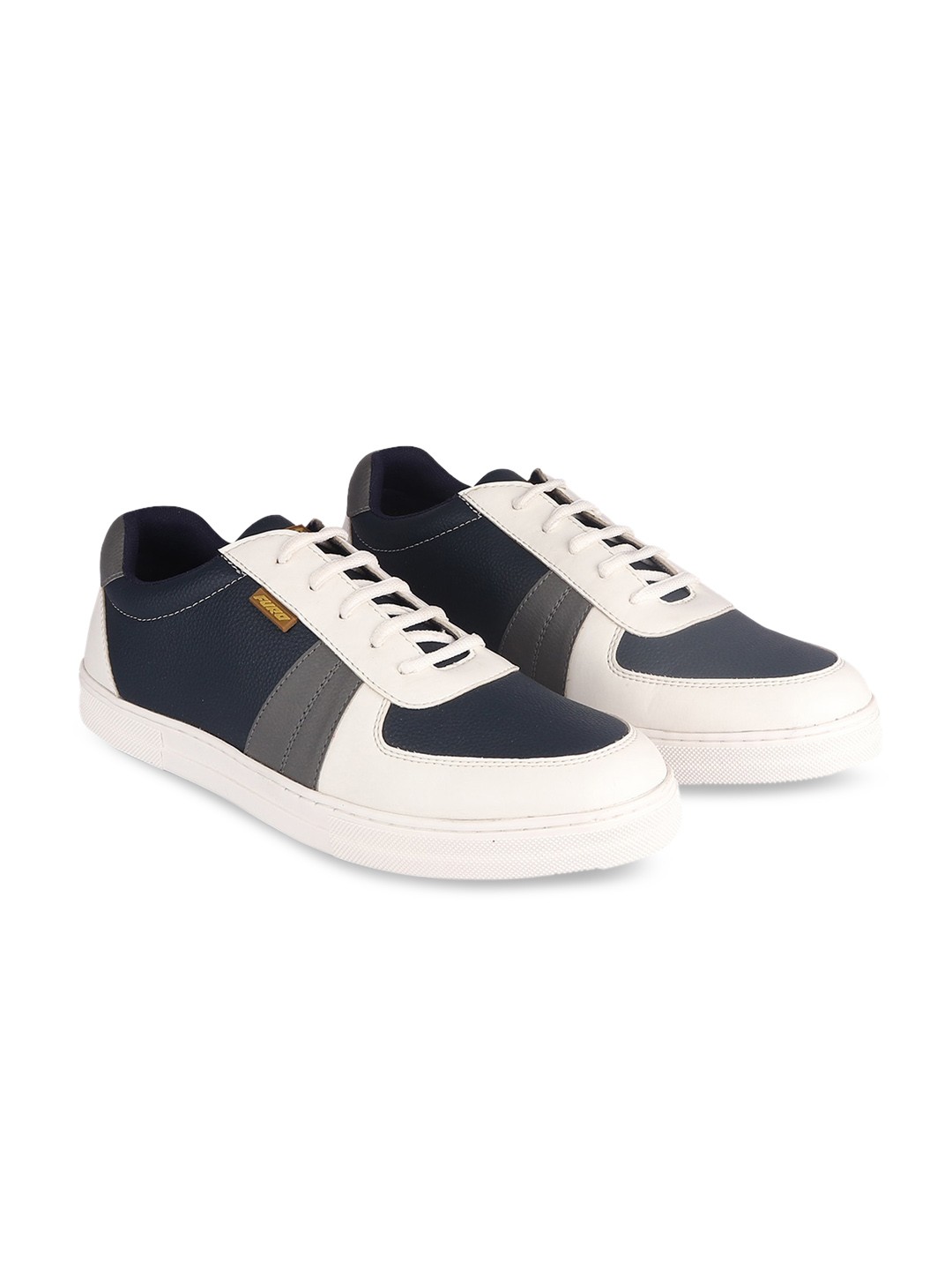 

FURO by Red Chief Men White Colourblocked Sneakers