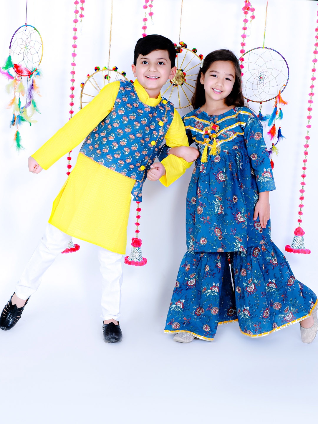 

KID1 Girls Blue Floral Printed Pure Cotton Kurti With Sharara