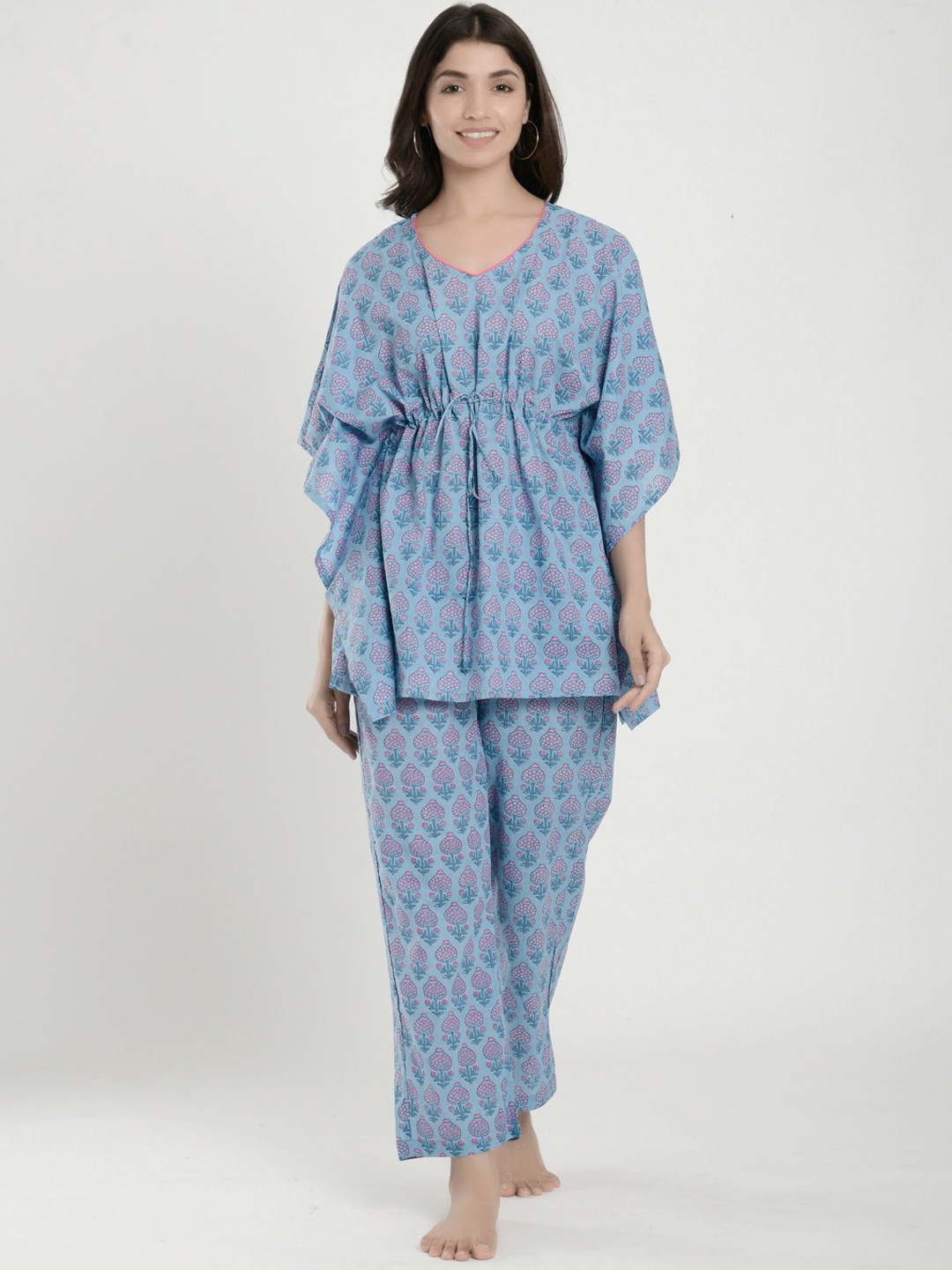

Ikk Kudi by Seerat Pack of 2 Women Blue & Pink Printed Night suit