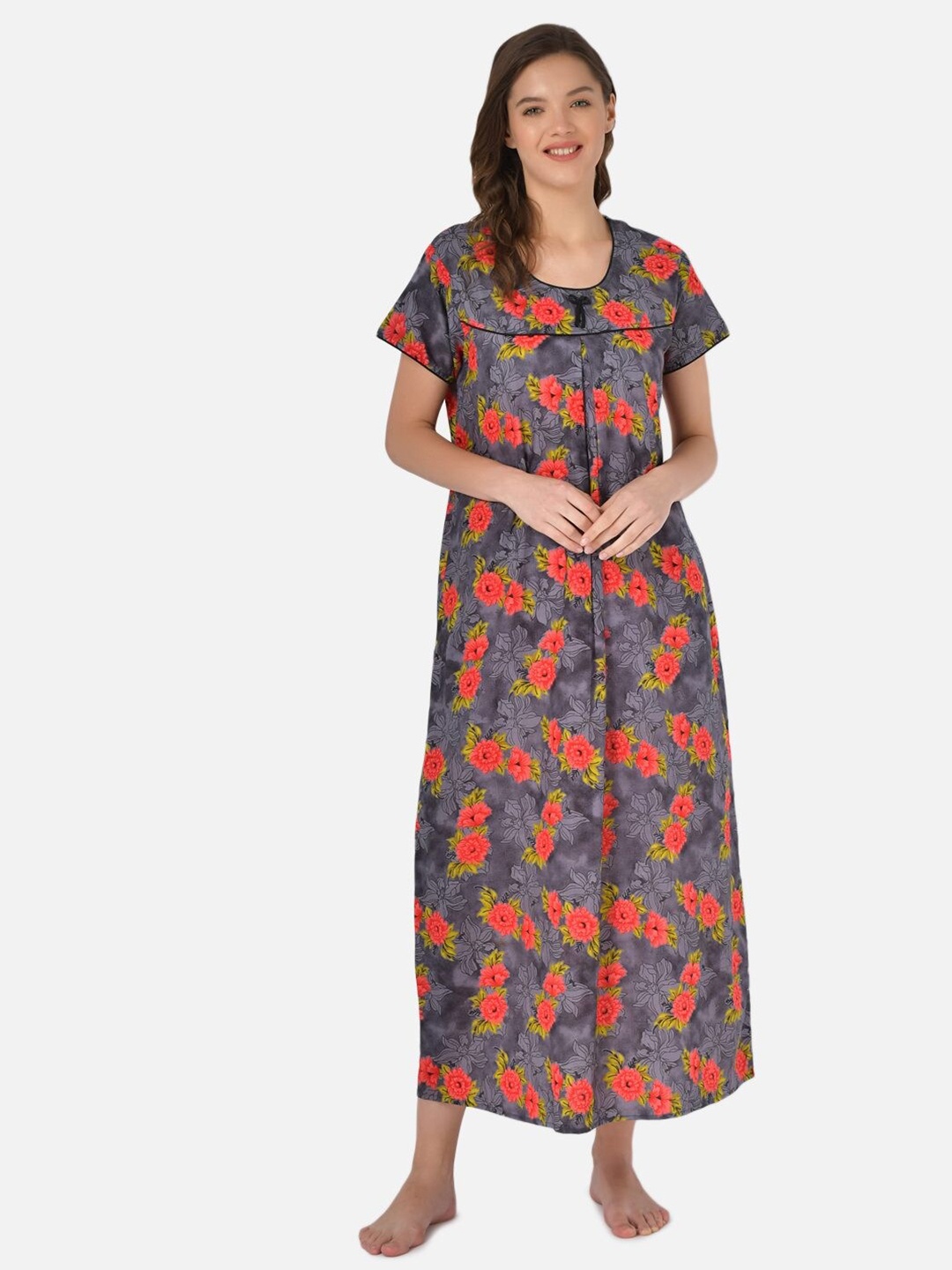 

Klamotten Peach-Coloured & Grey Printed Maxi Nightdress