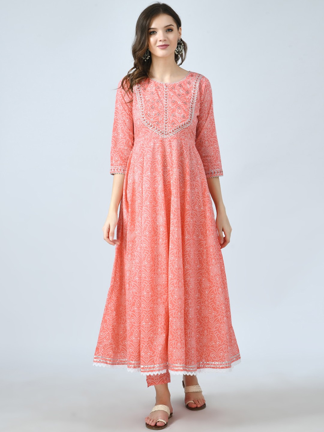

KALINI Women Peach-Coloured Bandhani Printed Empire Gotta Patti Kurta Set