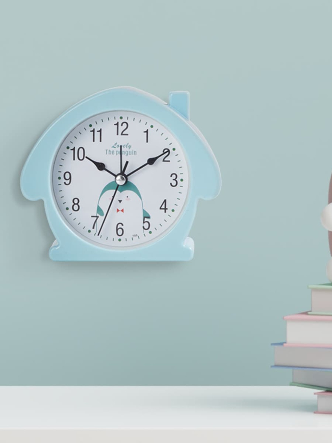

Home Centre Unisex Blue Clock