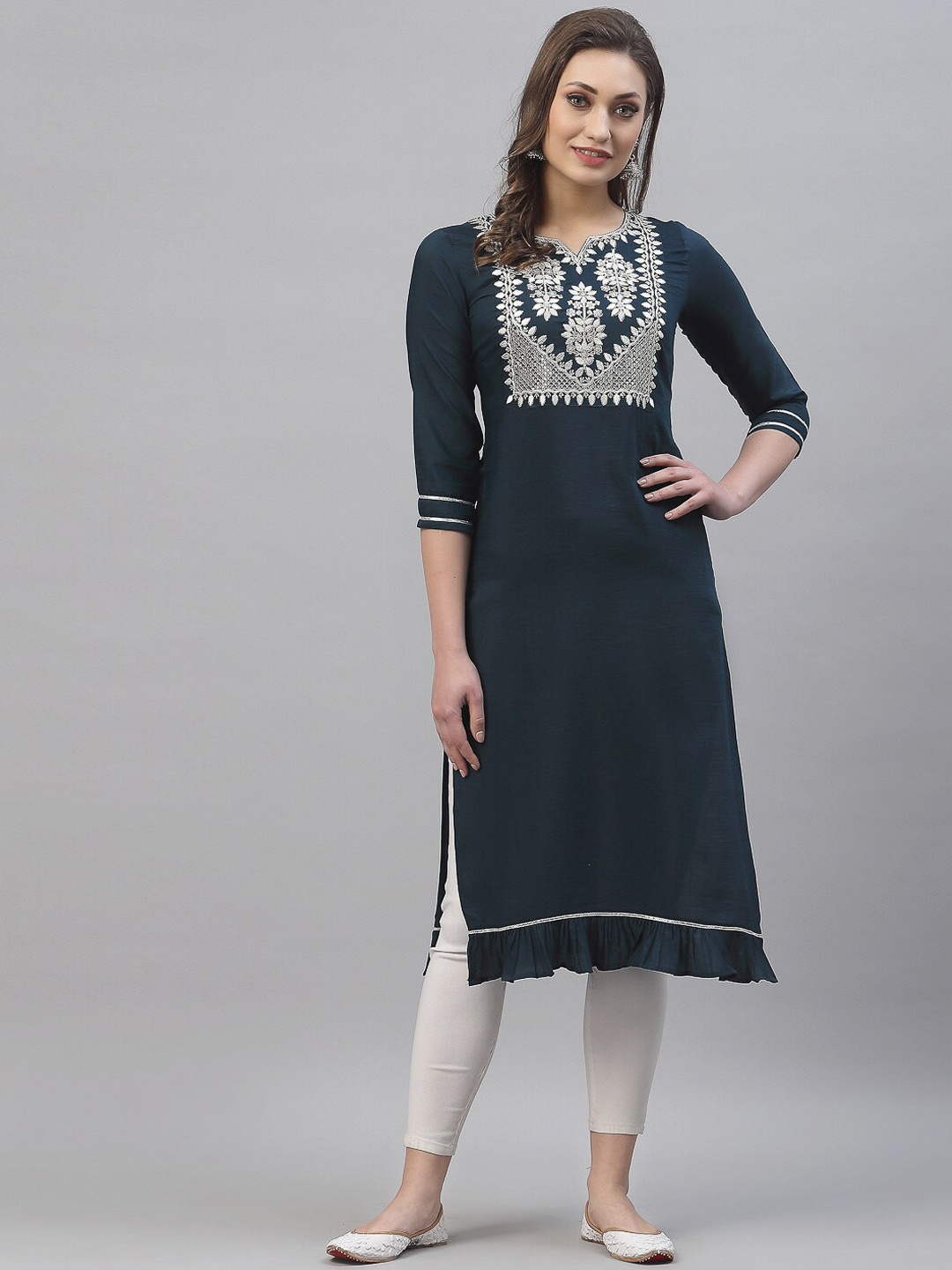 

SANISA Women Blue Chinon Silver Embroidered Straight Kurta