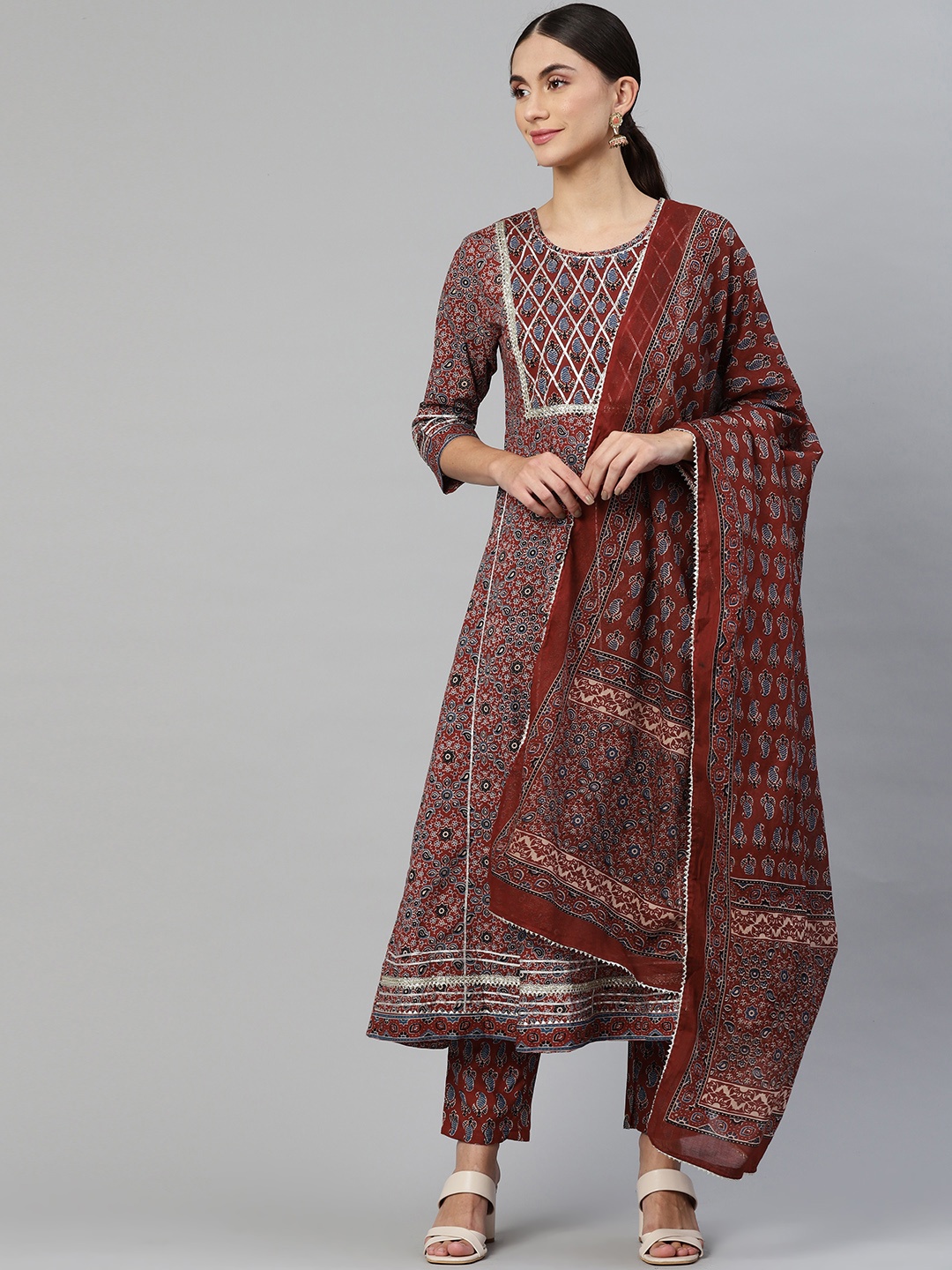 

Vbuyz Women Maroon Ethnic Printed Gotta Patti Pure Cotton Kurta with Trousers & Dupatta