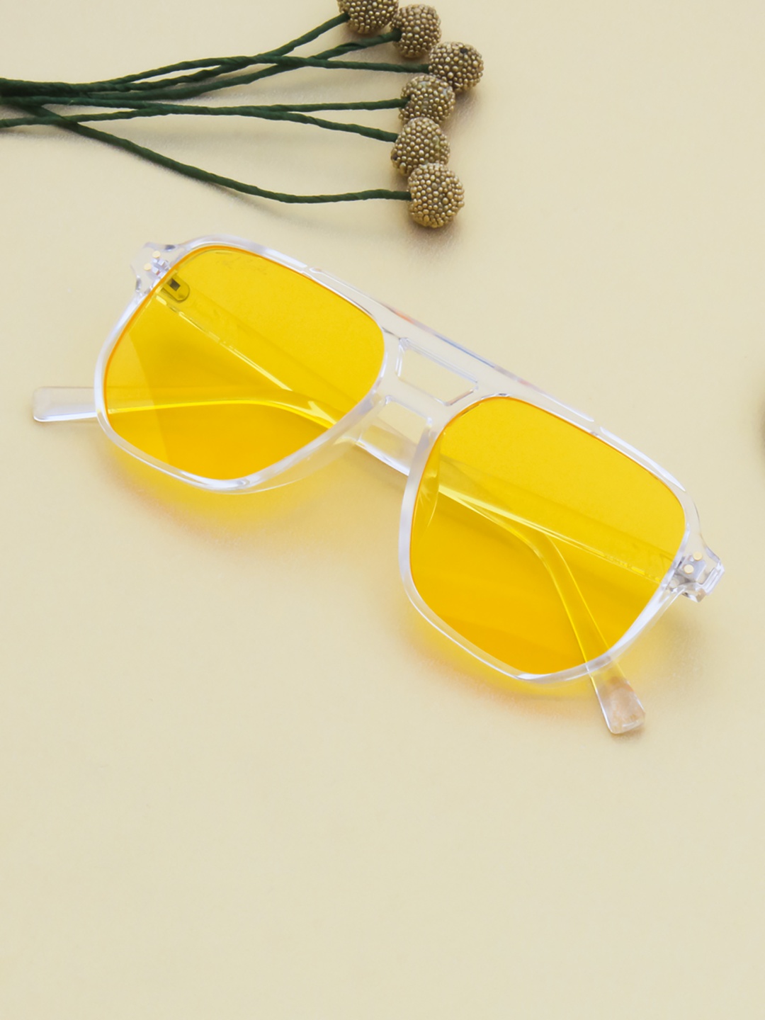 

Ted Smith Unisex Yellow Lens & Transparent Wayfarer Sunglasses with UV Protected Lens