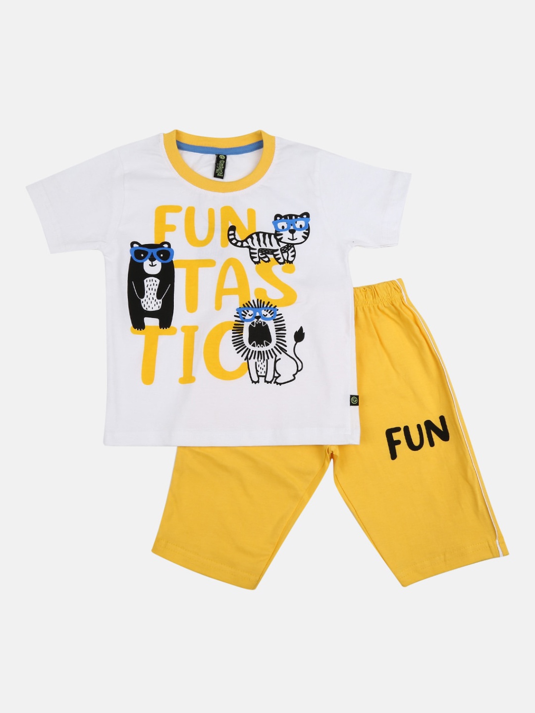 

V-Mart Boys Yellow & White Printed Pure Cotton T-shirt with Shorts