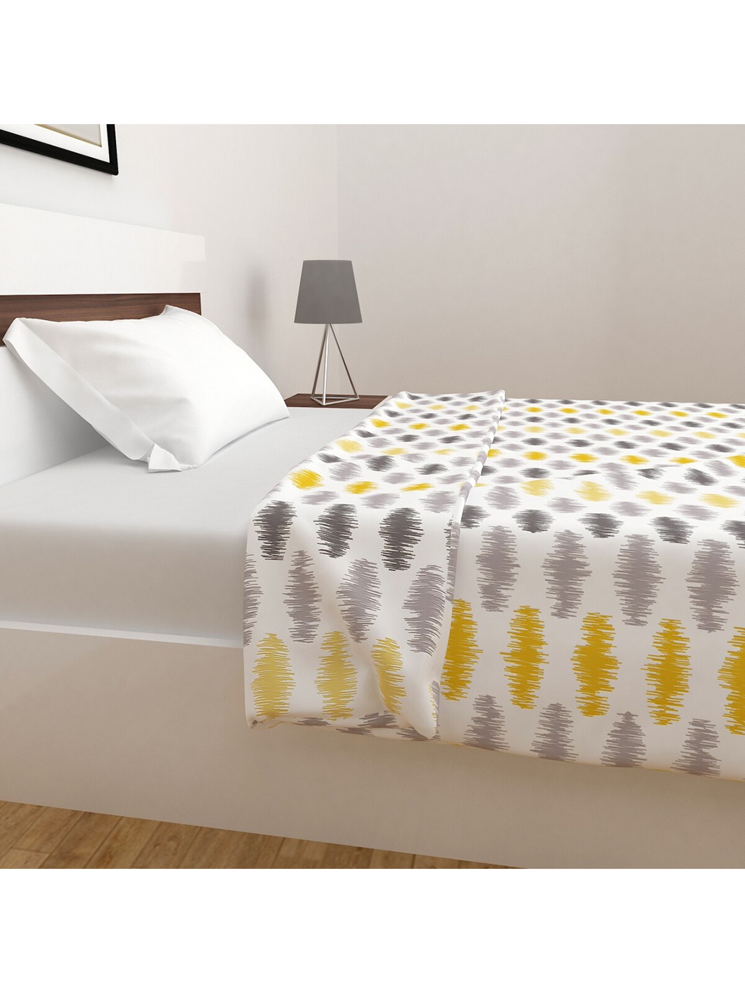 

Home Centre White & Yellow Summer 210 GSM Cotton Single Bed Dohar