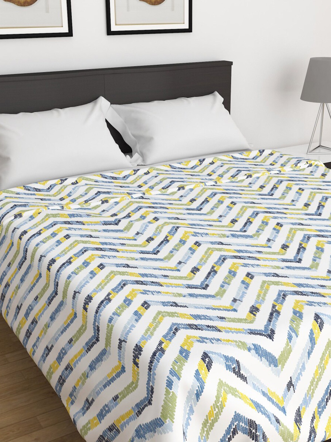 

Home Centre Geometric Mild Winter 350 GSM Double Bed Dohar, White