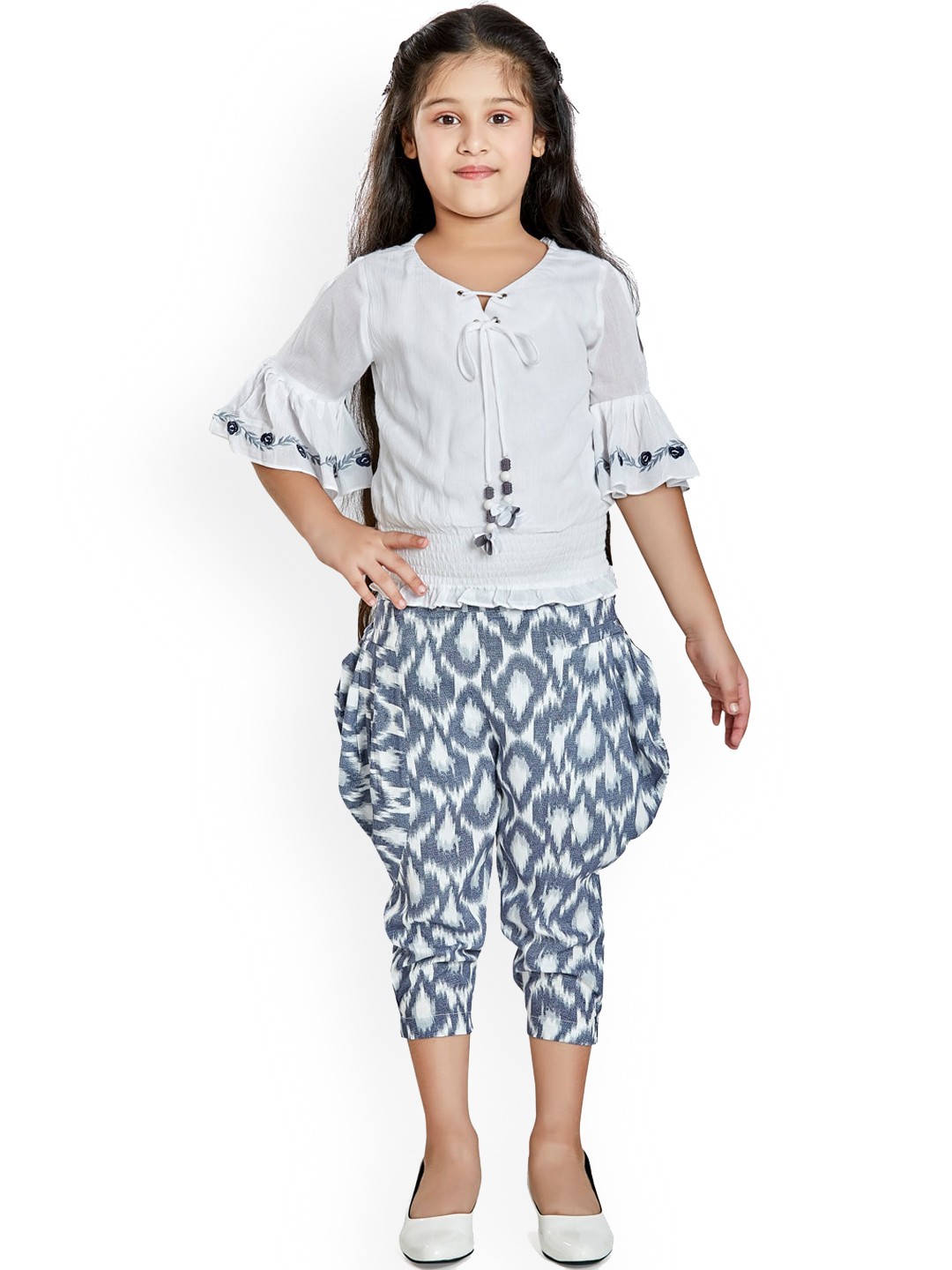 

Peppermint Girls Blue & White Printed Cotton Clothing Set