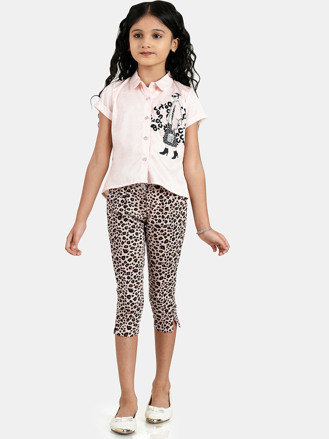 

Peppermint Girls Peach-Coloured & Black Printed Shirt with Capris