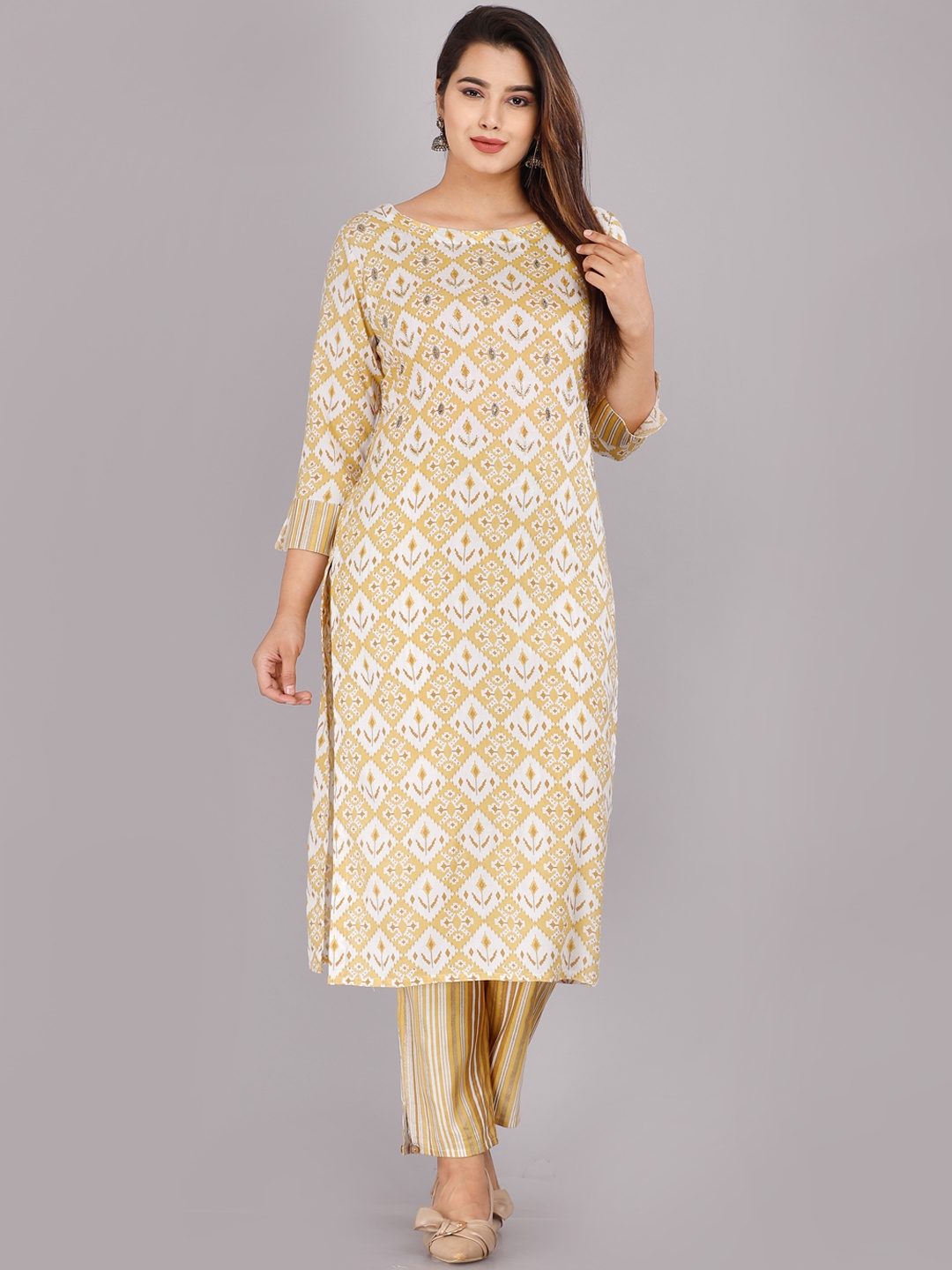 

KALINI Women Yellow Printed Straight Kurta with Trousers