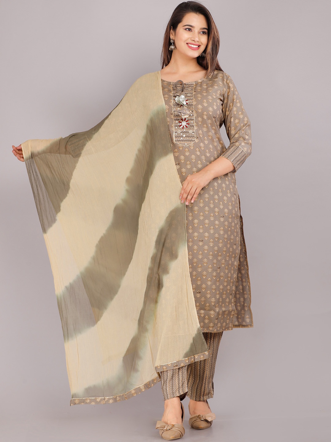 

KALINI Women Grey Floral Printed Pure Cotton Kurta with Trousers & With Dupatta