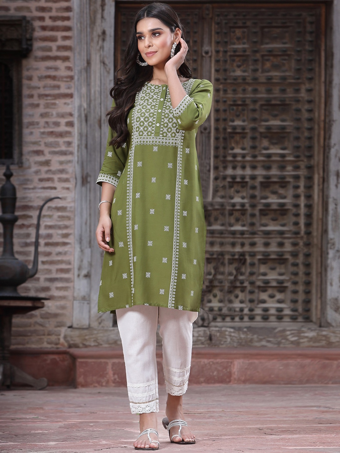 

Juniper Women Green & White Printed Yoke Design Straight Kurta