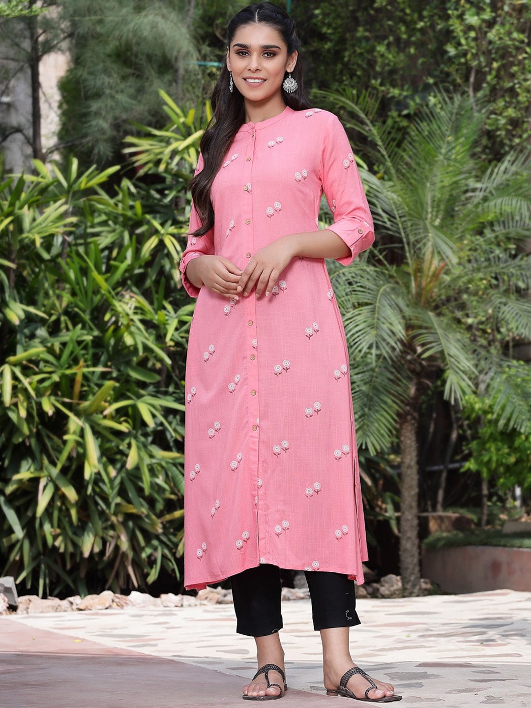 

Juniper Women Pink Floral Printed Kurta