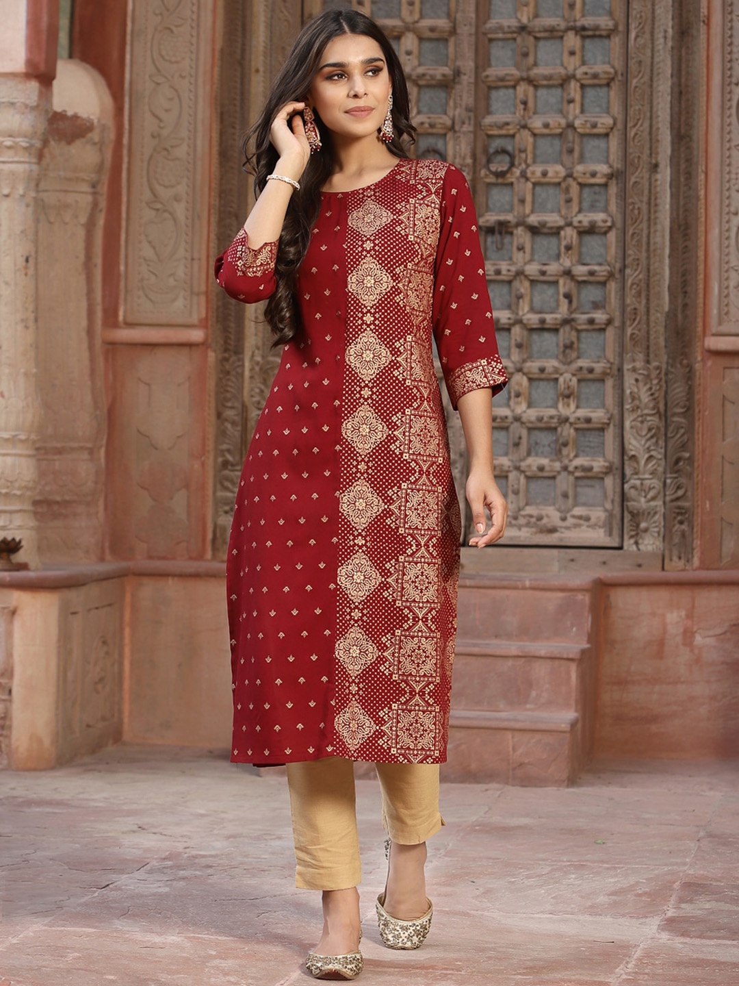 

Juniper Women Maroon & Gold-Toned Ethnic Motifs Printed Kurta