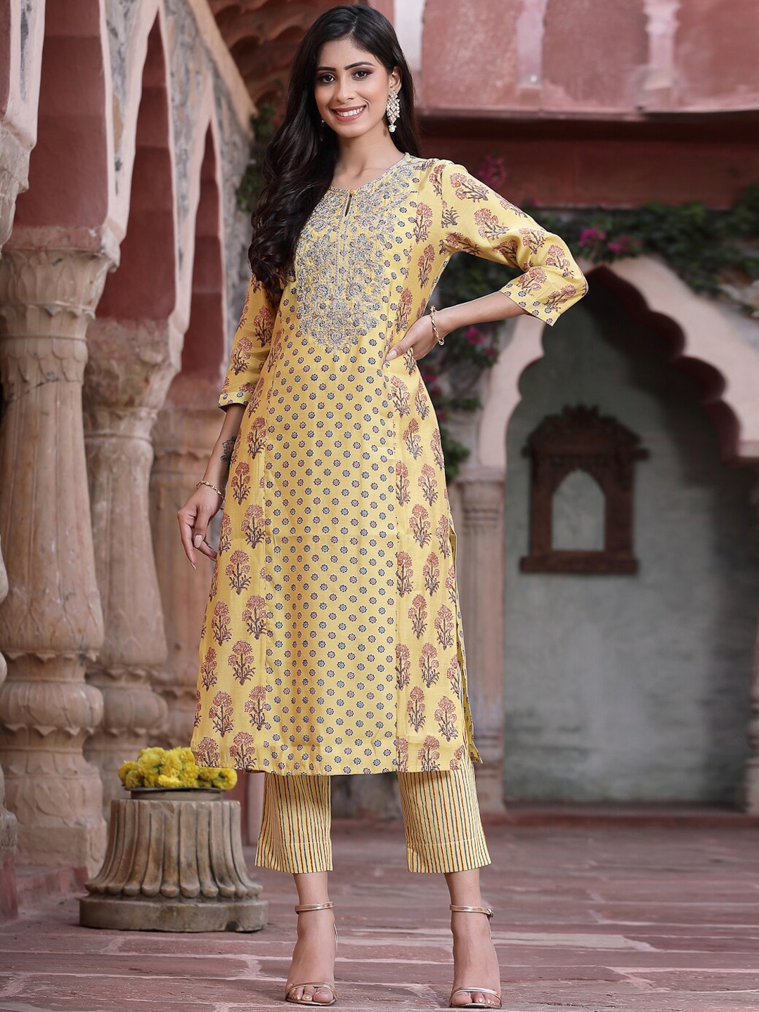 

Juniper Women Mustard Yellow Floral Printed Panelled Kurta with Trousers