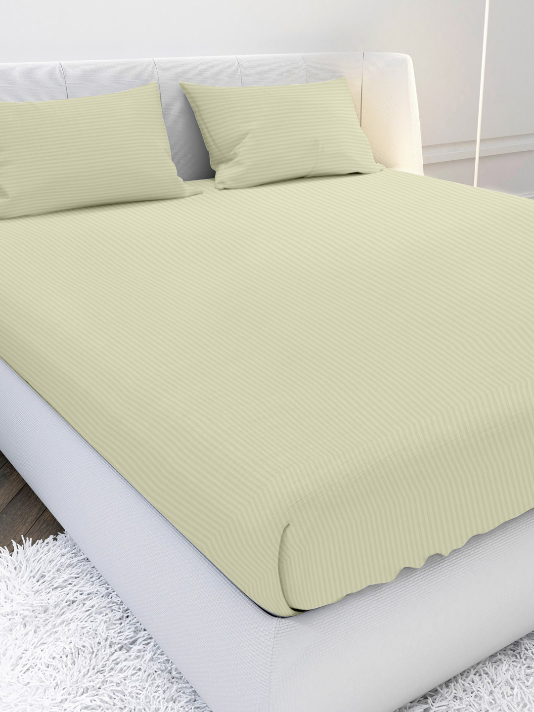 

MAYFAIR HOMES LONDON Cream-Colored Blue Striped 300TC King Bedsheet with 2 pillow covers