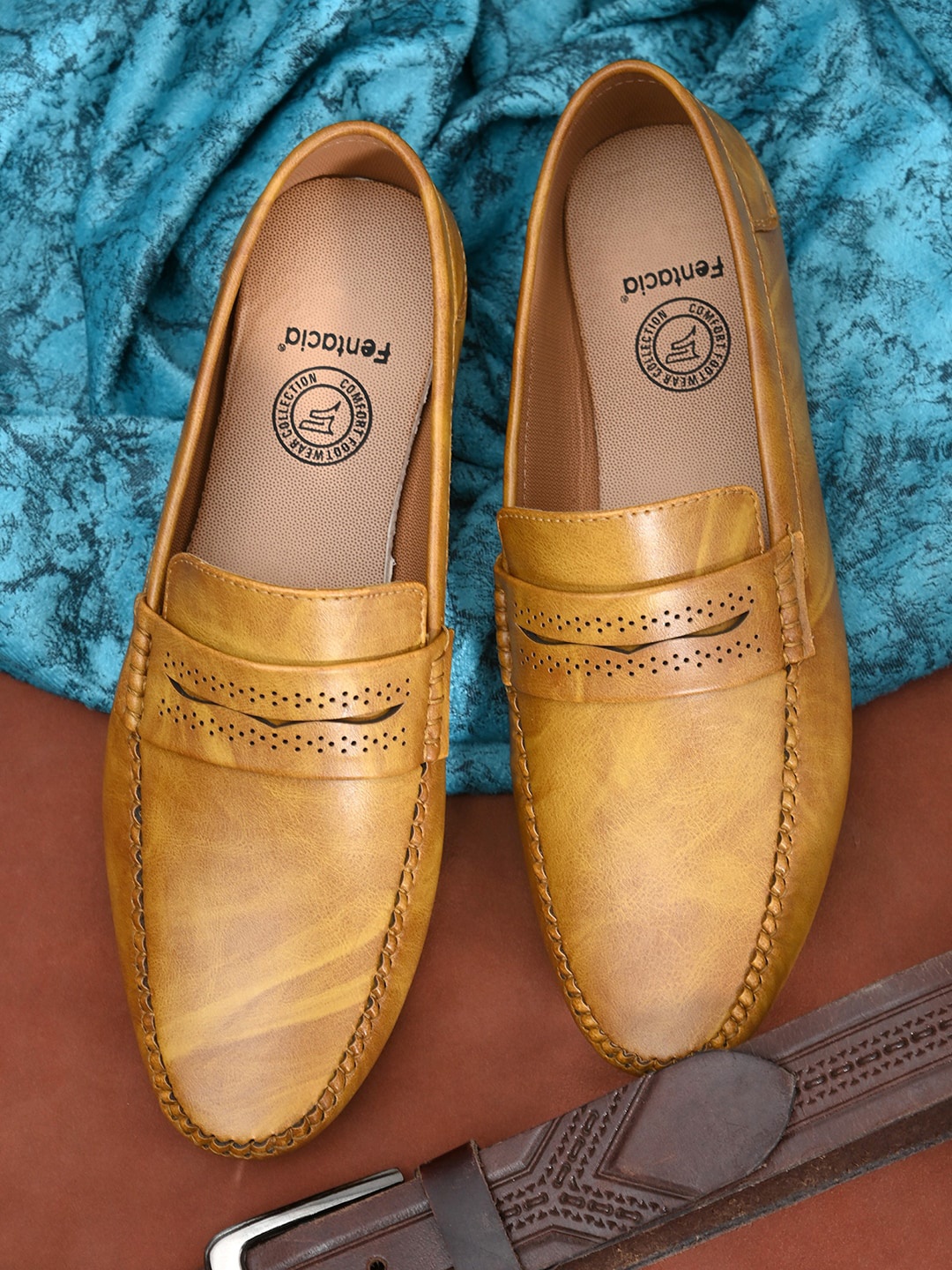 

Fentacia Men Tan Formal Perforations Loafers