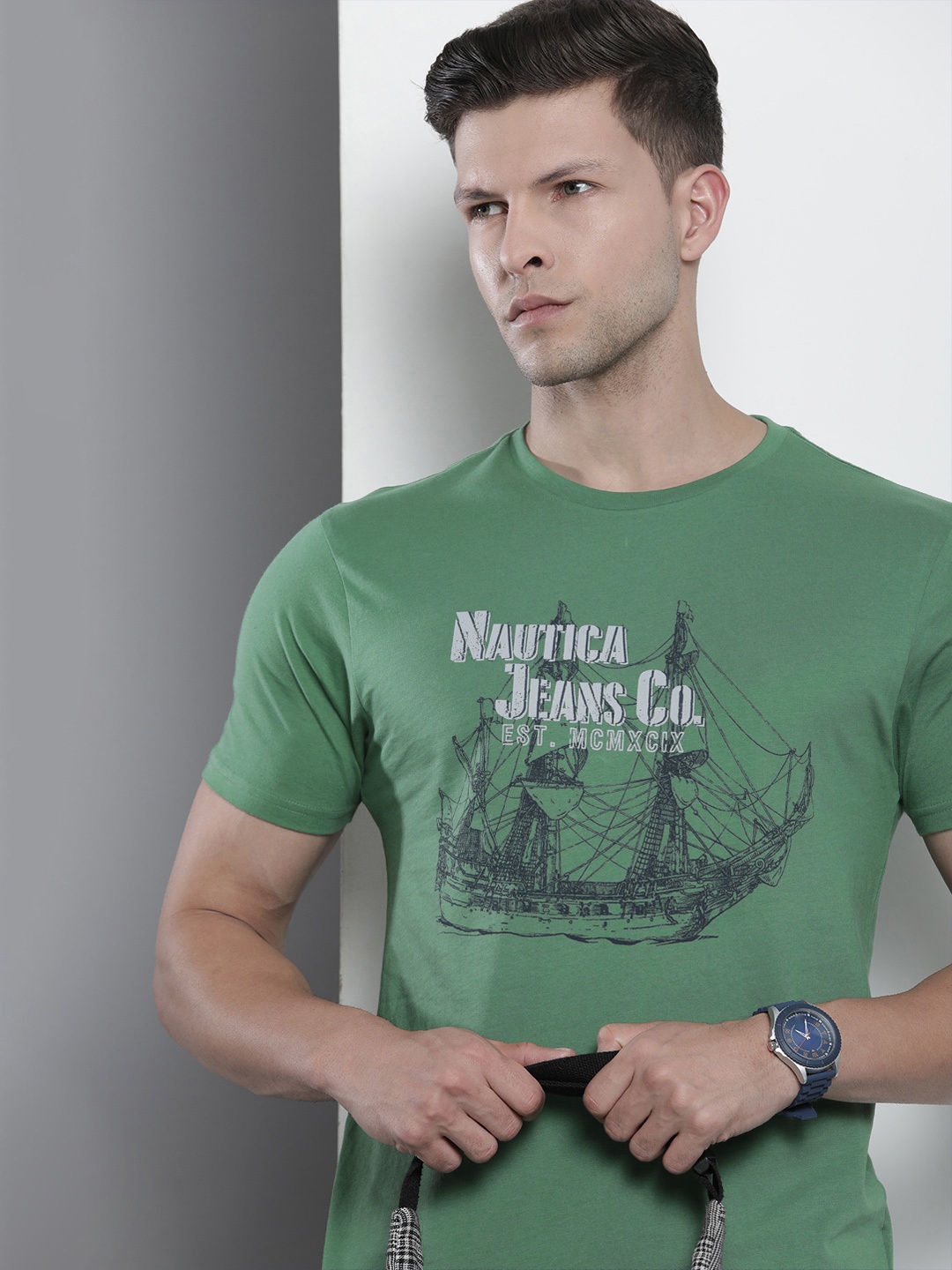 

Nautica Men Brand Logo & Graphic Print Pure Cotton T-shirt, Green