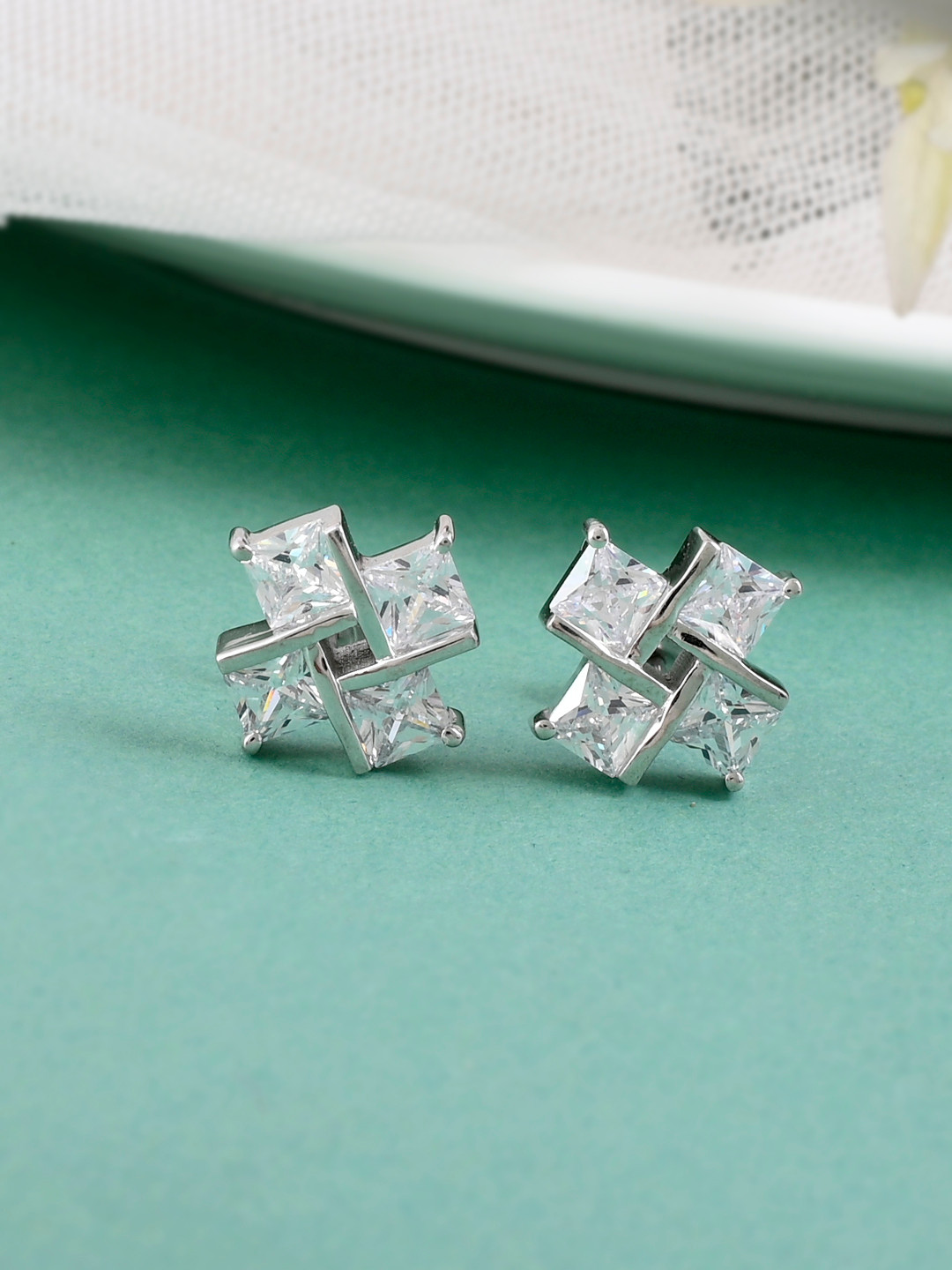 

Studio Voylla 925 Sterling Silver Contemporary Studs Earrings