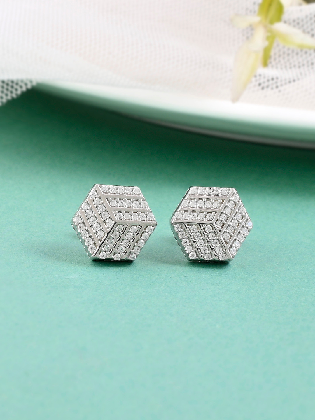 

Studio Voylla Women 925 Sterling Silver Contemporary Studs Earrings