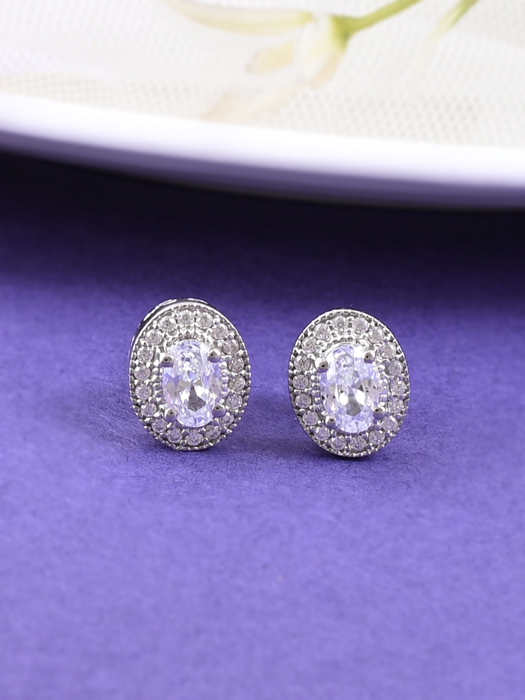 

Studio Voylla 925 Sterling Silver Contemporary Studs Earrings