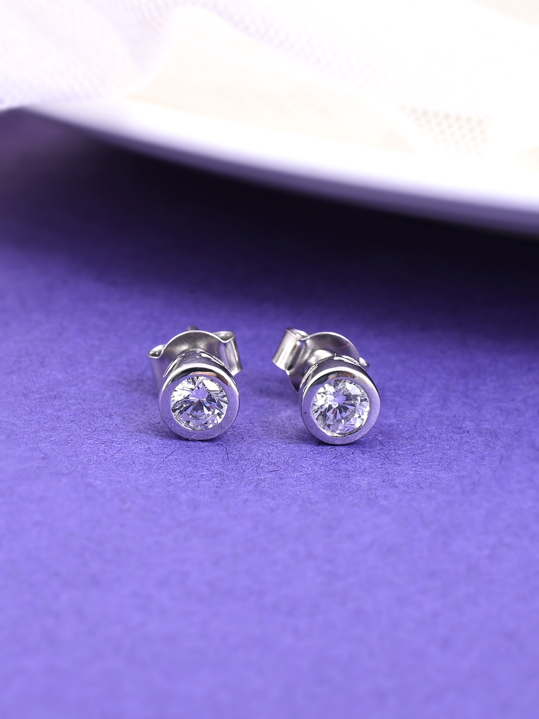 

Studio Voylla 925 Sterling Silver Contemporary Studs Earrings