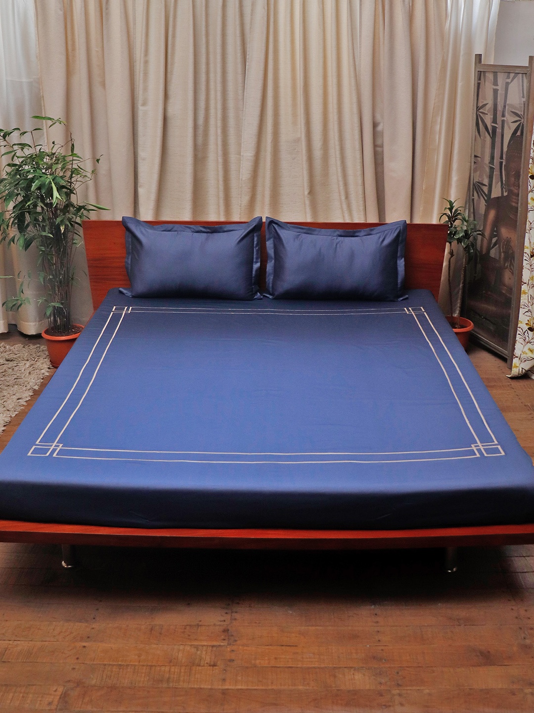 

ZEBA Blue Embroidered 400 TC King Bedsheet with 2 Pillow Covers