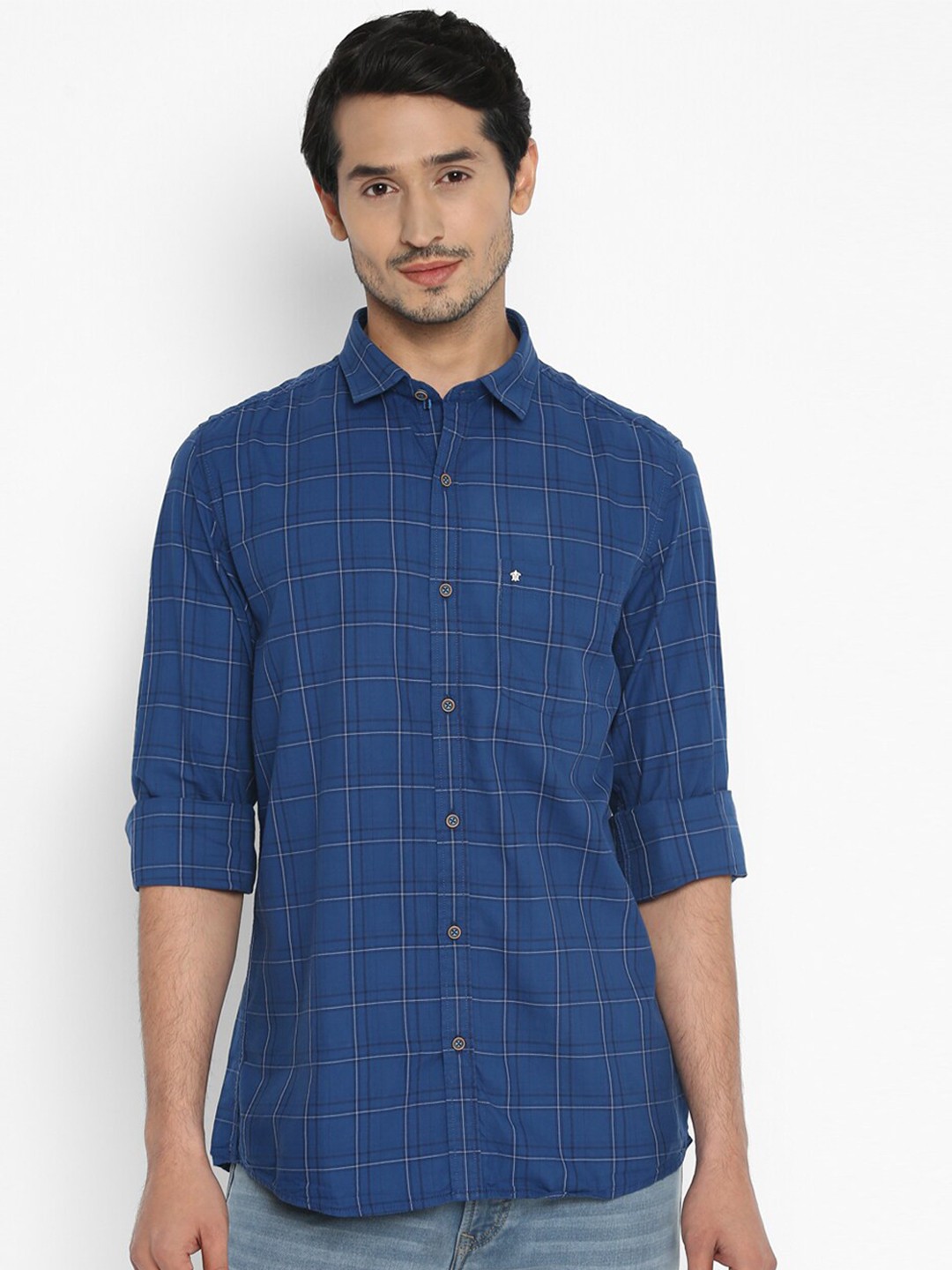 

Turtle Men Blue Slim Fit Checked Pure Cotton Casual Shirt