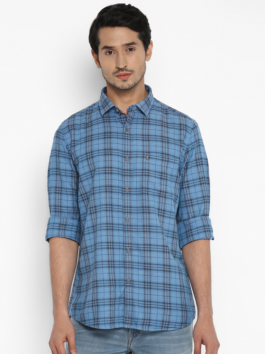 

Turtle Men Blue Slim Fit Checked Casual Shirt