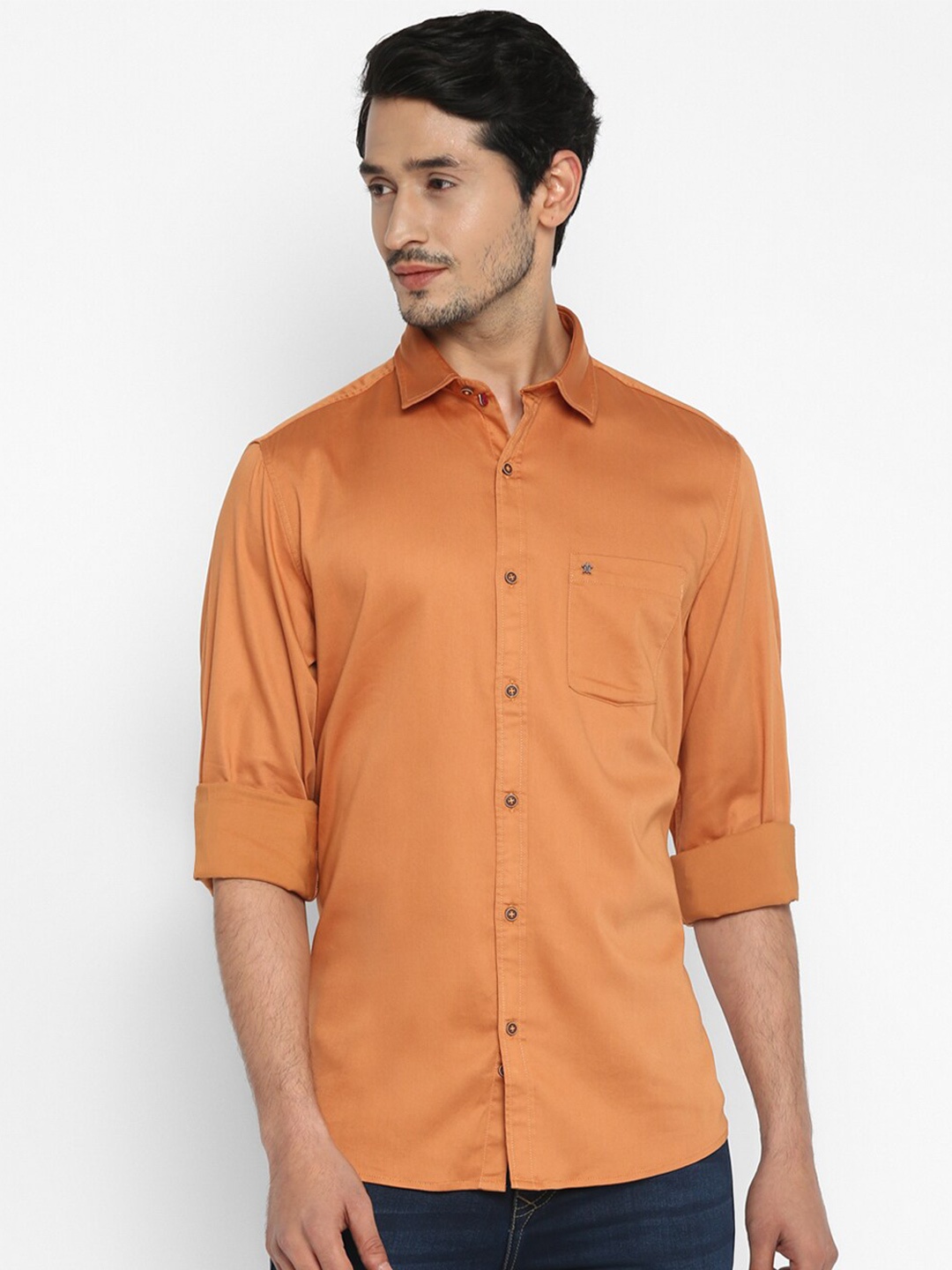 

Turtle Men Orange Slim Fit Pure Cotton Casual Shirt