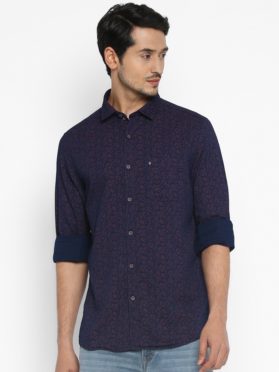 

Turtle Men Navy Blue Slim Fit Printed Pure Cotton Casual Shirt