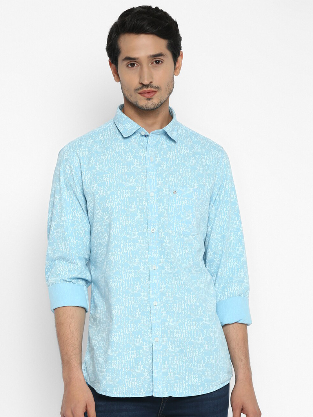 

Turtle Men Blue Slim Fit Printed Pure Cotton Casual Shirt
