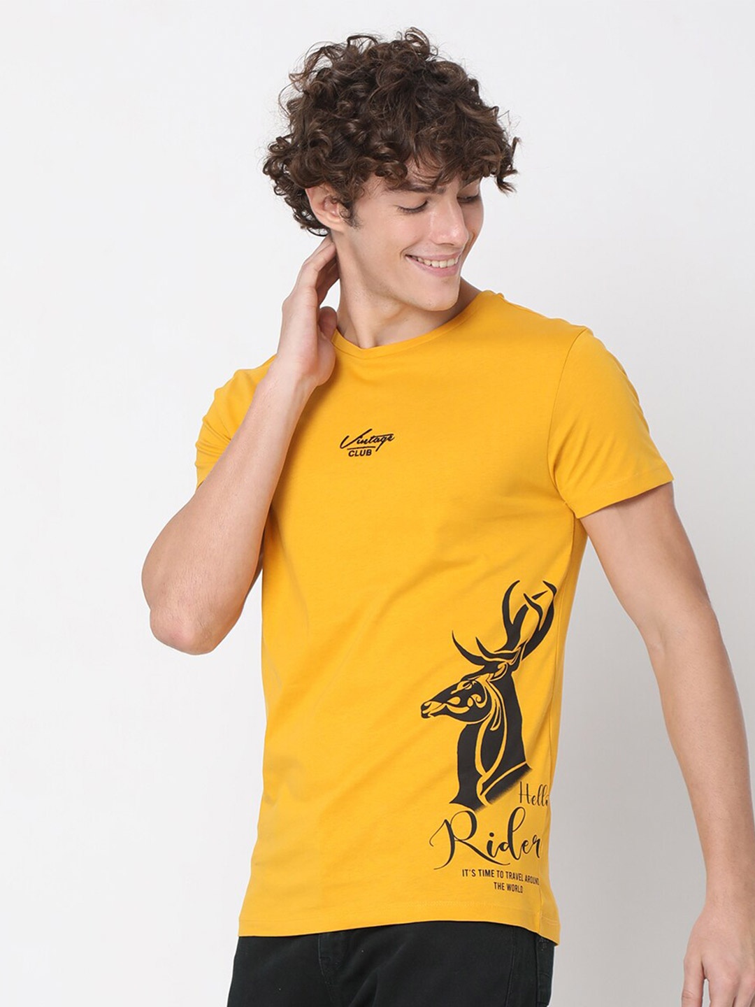 

Rex Straut Jeans Men Yellow Typography Printed Slim Fit T-shirt