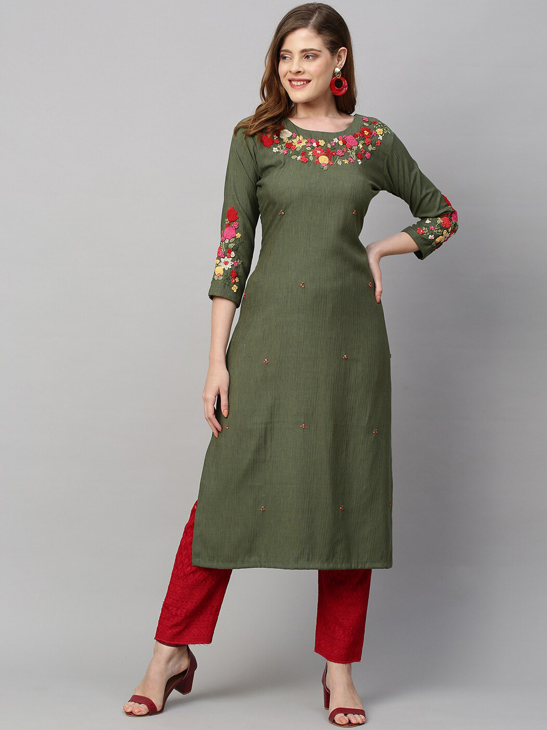 

FASHOR Women Green Floral Embroidered Kurta