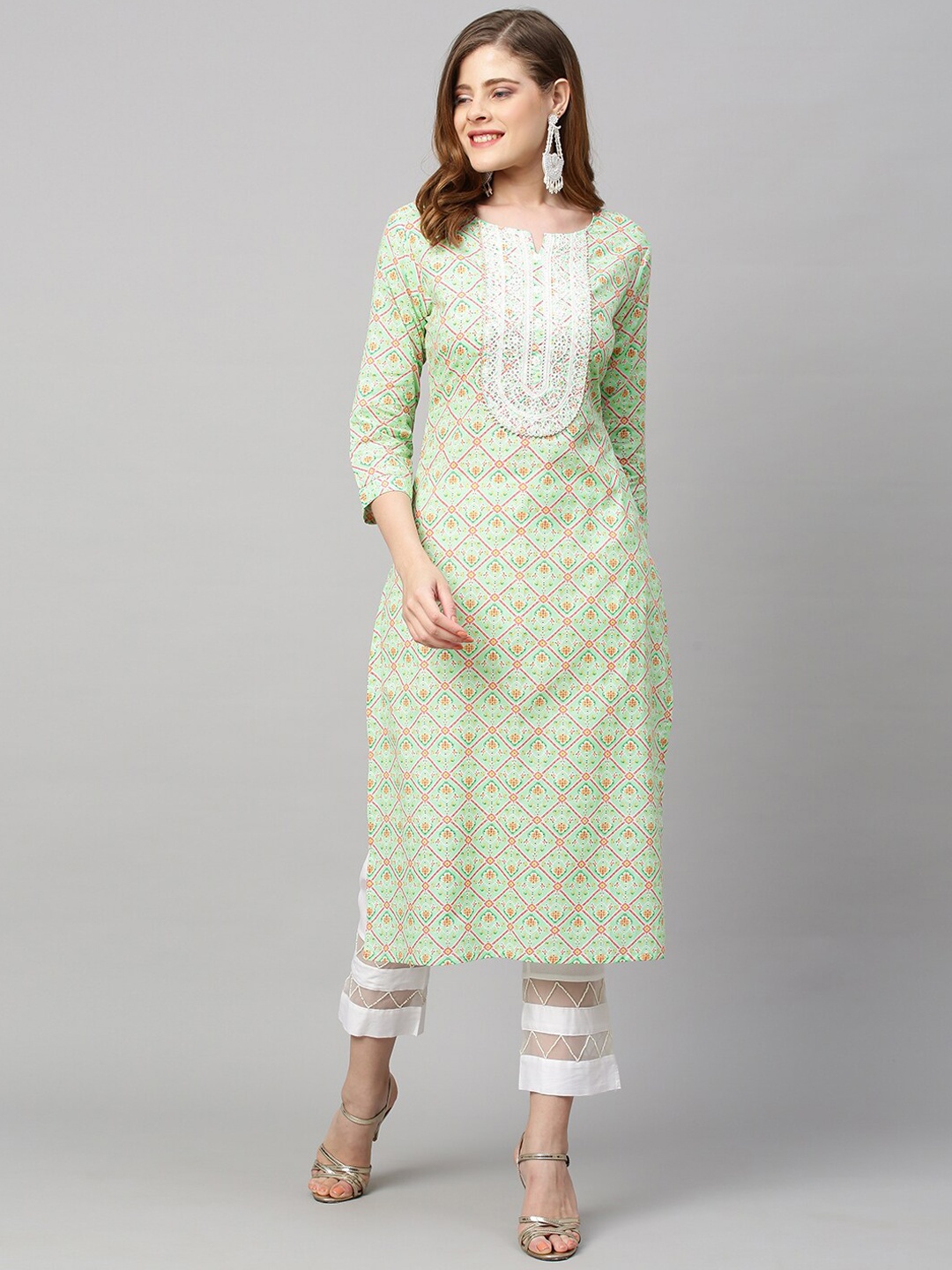 

FASHOR Women Green & White Geometric Printed Thread Work Kurta