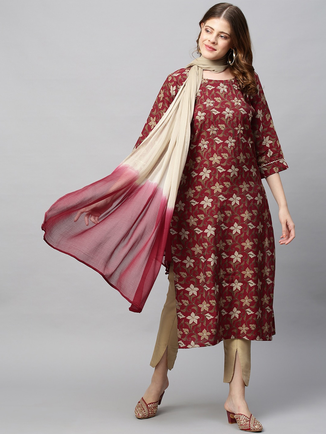 

FASHOR Women Red & Cream-Coloured Floral Printed Thread Work Kurta