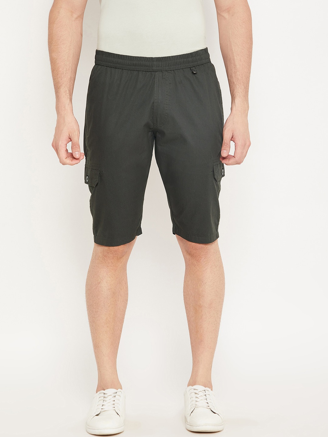 

Okane Men Plus Size Olive Green Cargo Shorts